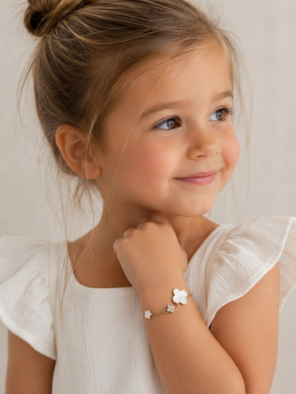 Rachel Zoe 18k Gold Plated Sterling Silver Bracelet with White Flower Charms